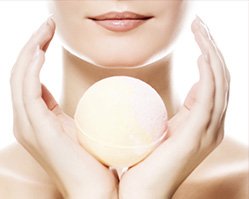 Slider image (9) Institute for Plastic and Aesthetic Surgery Dr Christian Lenz